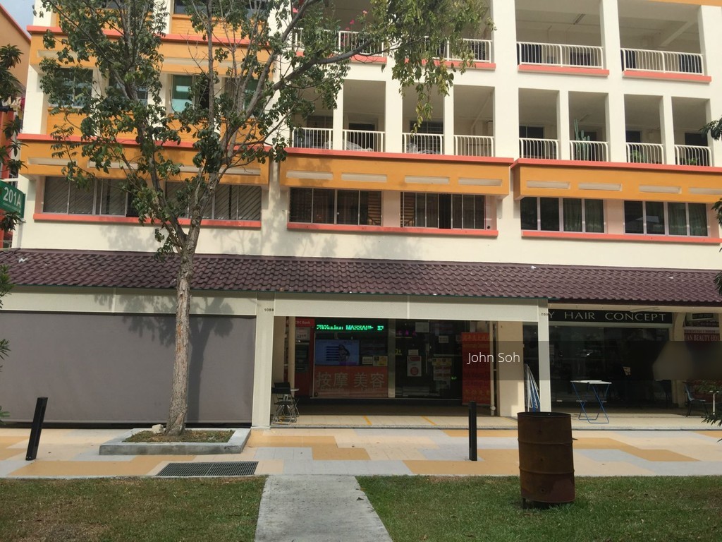 TAMPINES STREET 21 (D18), Shop House #113191522